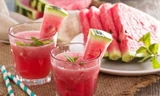 Cách làm nước dưa hấu giải nhiệt cơ thể