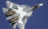 Tiêm kích tàng hình Su-57 phô diễn khả năng nhào lộn
