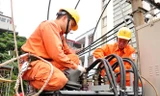 Lượng điện tiêu thụ ở Hà Nội tăng kỷ lục vì nắng nóng