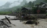 Xem lũ ống cuốn trôi 3 cầu dân sinh ở Cao Bằng