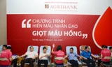 300 đoàn viên Agribank tham gia hiến máu cứu người