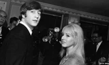 Người vợ đầu của tượng đài âm nhạc John Lennon qua đời vì ung thư
