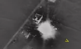 Mục tiêu nổ tung khi bị không quân Nga tấn công bằng tên lửa. Ảnh cắt từ video