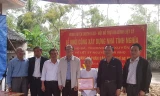 Lễ khởi công xây dựng nhà tình nghĩa cho bà Trương Thị Xuyến.