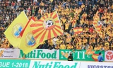 Trong ngày Nam Định trở lại V.League sau 7 năm vắng bóng, sân Thiên Trường đã đón tới 22.000 CĐV. Ảnh: Bongdaplus
