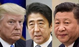 Tổng thống Mỹ Donald Trump (trái), Thủ tướng Nhật Bản Shinzo Abe (giữa) và Chủ tịch Trung Quốc Tập Cận Bình (phải).