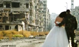 Táo bạo bộ ảnh cưới giữa đống hoang tàn của cặp đôi Syria