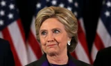 Bà Hillary Clinton phát biểu sau khi thất bại tại cuộc tranh cử. Ảnh: Reuters