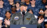 Tổng thống Mỹ Donald Trump phát biểu trước binh sĩ Mỹ. Ảnh: AP