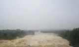Hồ thủy lợi lớn nhất Nghệ An xả lũ