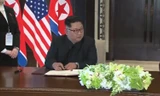 Vì sao ông Kim Jong-un phải mượn bút em gái để kí thoả thuận chung?