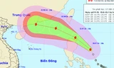 Dự báo đường đi của bão của Trung tâm dự báo khí tượng và thủy văn trung ương lúc 17h. Ảnh: NCHMF.