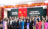 HĐND thành phố Đà Nẵng nhiệm kì 2011 - 2016 chụp ảnh lưu niệm với ông Xuân Anh và ông Huỳnh Đức Thơ