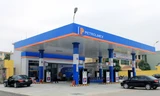 Petrolimex lãi kỉ lục, gửi tiết kiệm hàng nghìn tỷ đồng