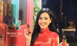 Sau khi thưởng thức sản được chiết xuất từ sâm Ngọc Linh K5, hoa hậu Đỗ Thị Hà cho biết rất thơm ngon, vị ngọt dịu nhẹ