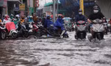 Trong tuần này, miền Bắc đón liên tiếp hai đợt mưa dông. Ảnh: Hà Nội xuất hiện nhiều điểm ngập trong trận mưa đầu tháng 3