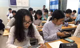Quy định mới cho phép học sinh dùng điện thoại trong giờ học gây nhiều ý kiến trái chiều 