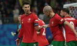 Ronaldo và Pepe dắt tay nhau đi vào lịch sử EURO
