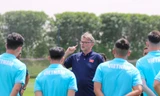 HLV Philippe Troussier nói gì khi sớm đụng Thái Lan tại vòng bảng SEA Games 32?