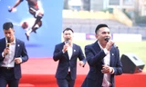 Dàn nghệ sĩ trổ tài trên sân cỏ 'cháy' cùng Seagame 30
