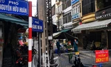 Phong tỏa đoạn phố cổ Hà Nội, dựng lều dã chiến để xét nghiệm người dân liên quan 2 ca F0