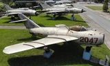 Khám phá MiG-17 - Dòng tiêm kích gắn với phi công huyền thoại Nguyễn Văn Bảy