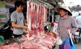 Giá thịt lợn bán chợ vẫn cao dù nhiều DN đã giảm giá lợn hơi còn 70.000 đông/kg