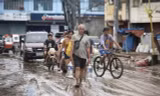 Bão nhiệt đới Trami áp sát Philippines, trường học đóng cửa