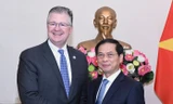 Bộ trưởng Ngoại giao Bùi Thanh Sơn tiếp Trợ lý Ngoại trưởng Mỹ Daniel Kritenbrink ngày 21/6. (Ảnh: Mofa)