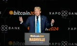 Ông Trump phát biểu tại hội nghị bitcoin ngày 27/7. (Ảnh: AP)