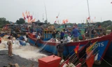 Tàu thuyền được phép ra khơi sau 3 ngày tránh bão. 