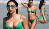 Nữ DJ nóng bỏng Chantel Jeffries khoe dáng đẹp như tượng tạc ở biển