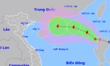 Áp thấp nhiệt đới vào Biển Đông, khả năng mạnh lên thành bão