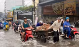 Nam Bộ đón mưa lớn trái mùa