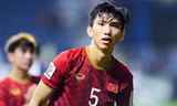 Văn Hậu lần đầu đá chính ở Heerenveen