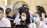 Các bị cáo được tại ngoại tại phiên tòa.