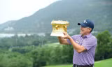 Adilson Da Silva, từ cậu bé lấy cành cây làm gậy golf tới nhà vô địch giải đấu huyền thoại 