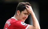 Vì sao Harry Maguire khốn khổ với tấm băng đội trưởng MU?
