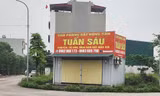 Một số nhà container trên khu đất đấu giá Phú Lương 1