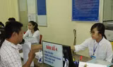 Doanh nghiệp làm thủ tục về thuế tại Chi cục Thuế quận 1, TPHCM