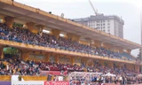 Cổ động viên được phép vào sân cổ vũ bóng đá sẽ giúp ngày V-League trở lại thêm phần hứng khởi ảnh: NHƯ Ý