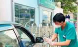 Cận cảnh chốt phòng dịch tại cổng Bệnh viện Thận Hà Nội