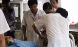 Nhiều thanh niên nhập viện vì loạn thần do chơi game. ảnh: hồng vĩnh