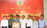 Trao Huân chương bảo vệ Tổ quốc tới gia đình các liệt sĩ ở Đắk Lắk 