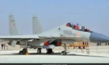 Máy bay Su-30MKI mang tên lửa BrahMos