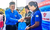Bạn trẻ TPHCM, Đồng Nai, Bình Định, Thanh Hóa chung tay làm việc tốt trong 'Ngày đoàn viên'