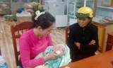 Bình Định: Bé gái 4 tháng tuổi bị bỏ rơi trước nhà dân