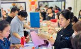 Tiệm vàng ngày Thần tài: Nơi chen chúc, chỗ vắng hoe