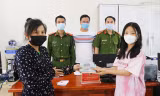 Nhặt được hơn 23 triệu đồng ở chợ, nữ sinh lớp 7 trình báo trả lại