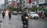Sáng nay, TPHCM có mưa kèm theo gió do ảnh hưởng bão Tembin